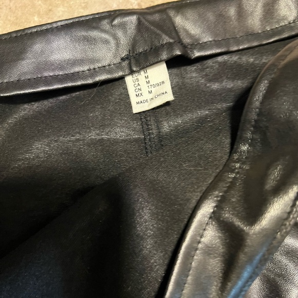 đź–¤SweatyRocks Elegant High Waist Knot Side Wrap PU Leather Midi Skirtđź–¤SZ Mđź–¤NWOT - Picture 3 of 15